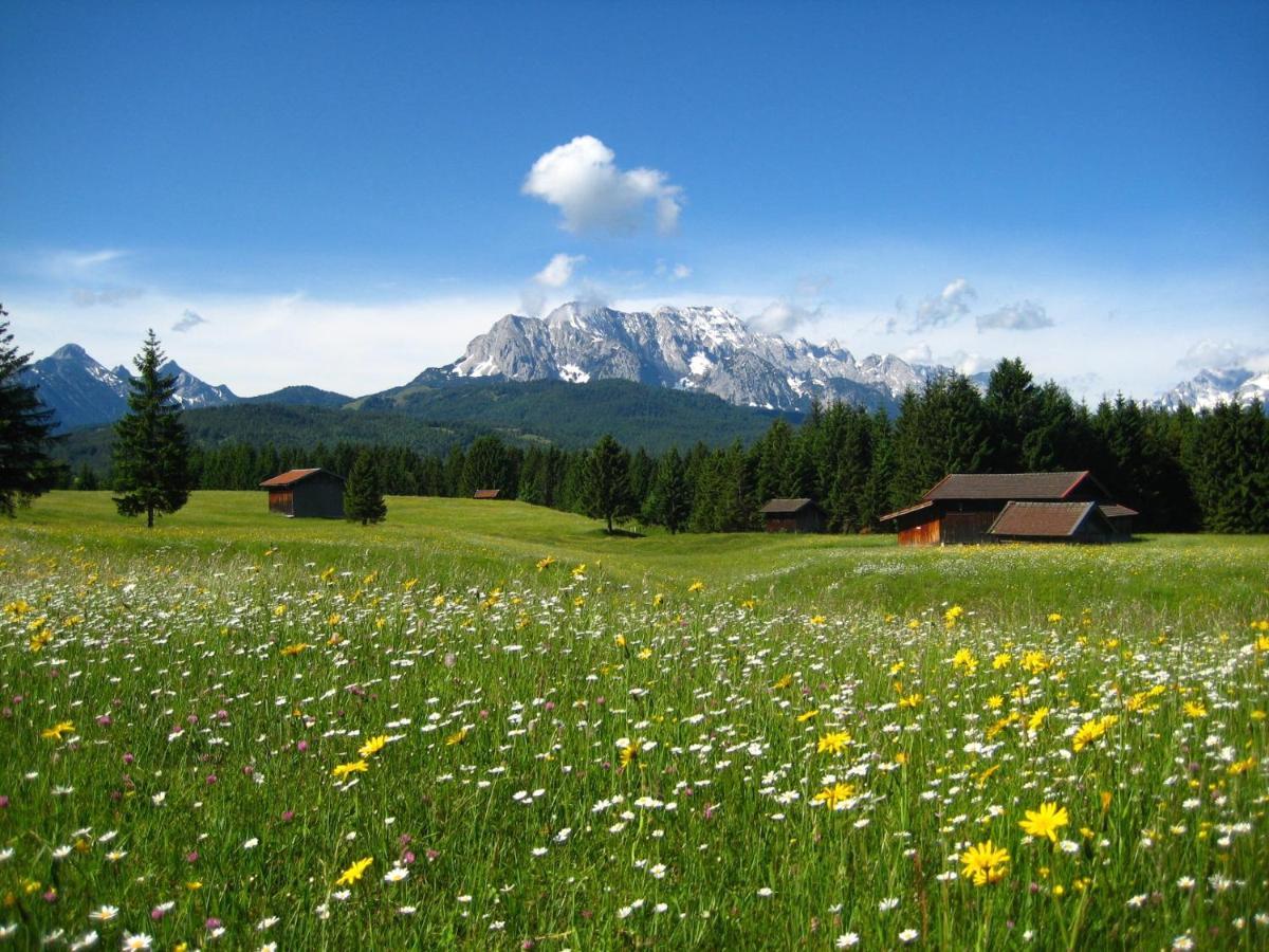 Ferienwohnungen Arnika Krün Exterior foto